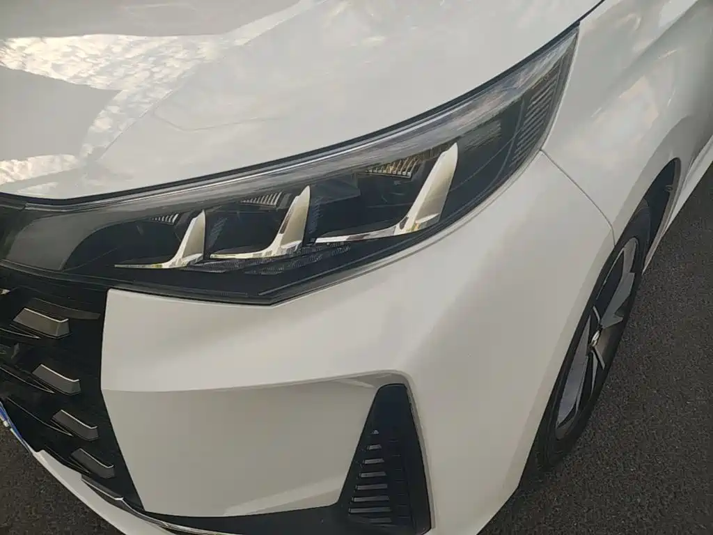 GAC Motor Trumpchi M6 — миниатюра 24