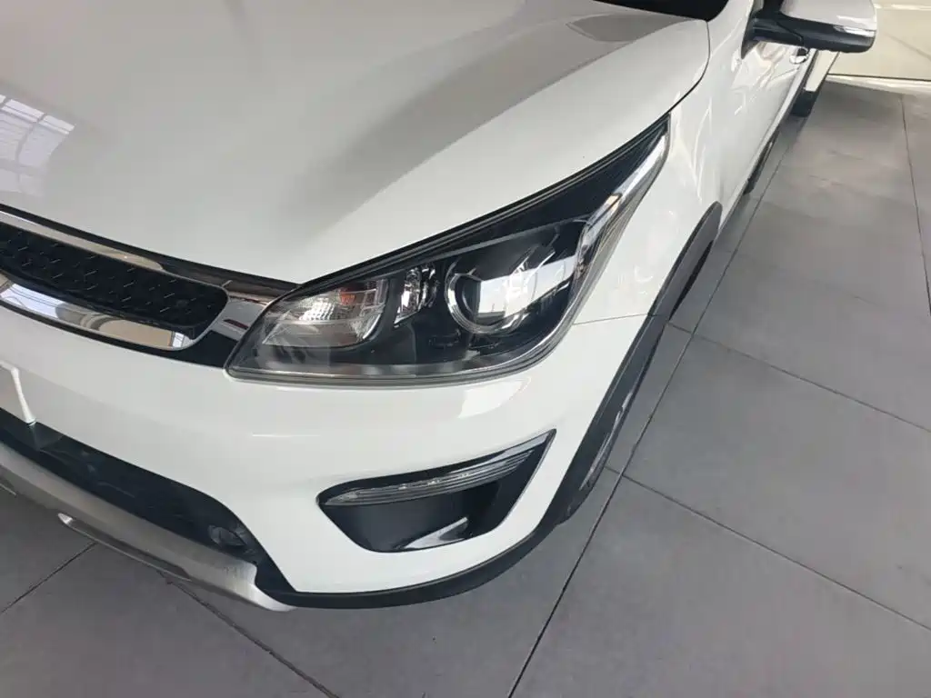 Kia KX Cross — миниатюра 24