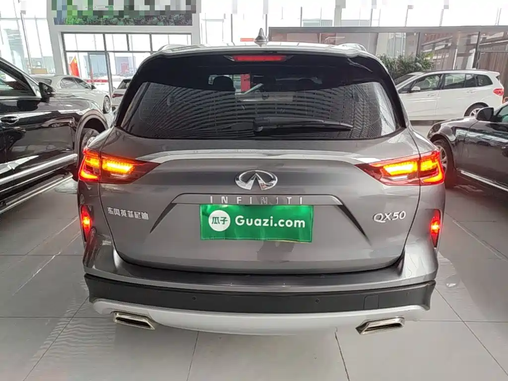 Infiniti QX50 — миниатюра 6