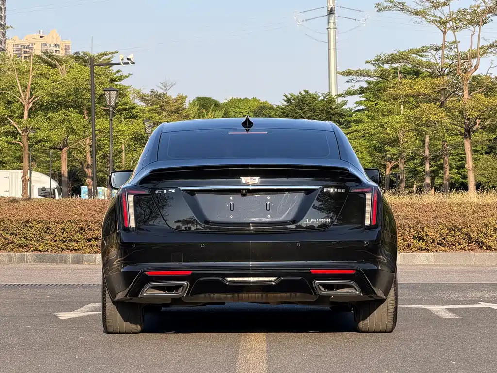 Cadillac CT5 — миниатюра 5