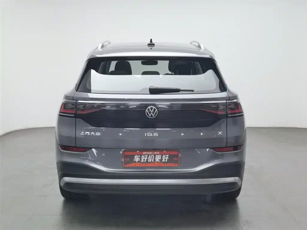 VOLKSWAGEN ID.6 X