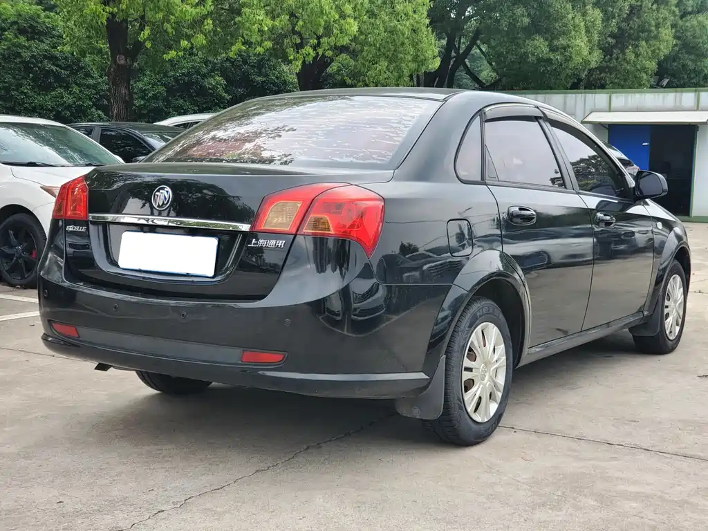 Buick Excelle 2013 1.5L AT