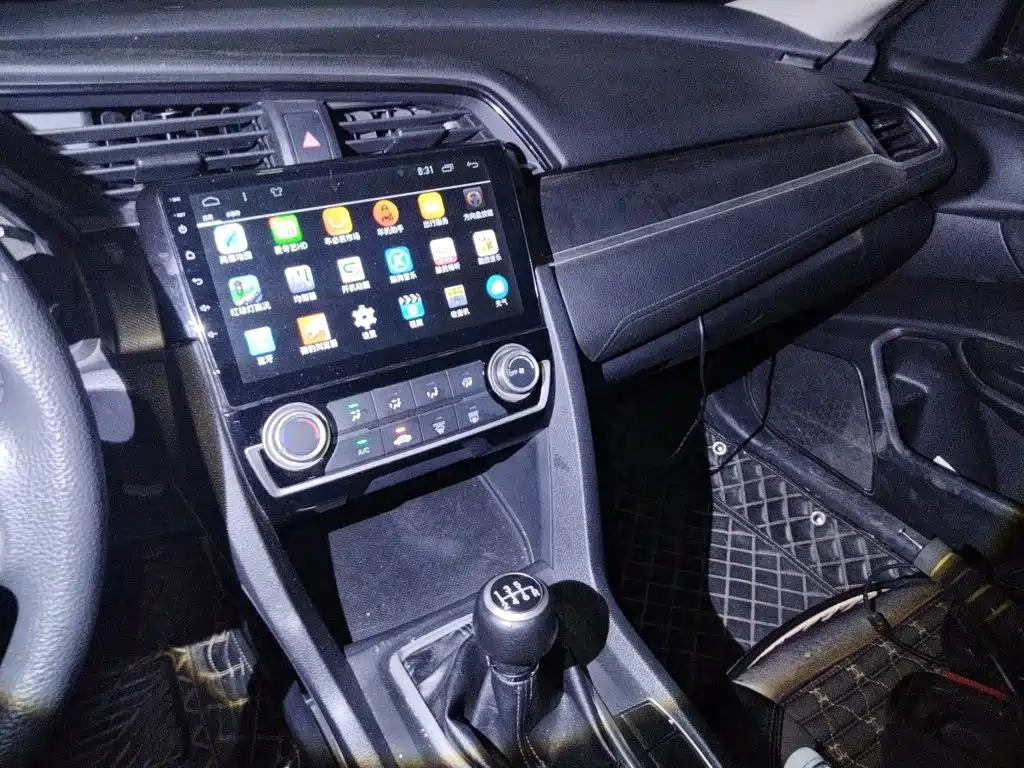 Honda Civic — миниатюра 9