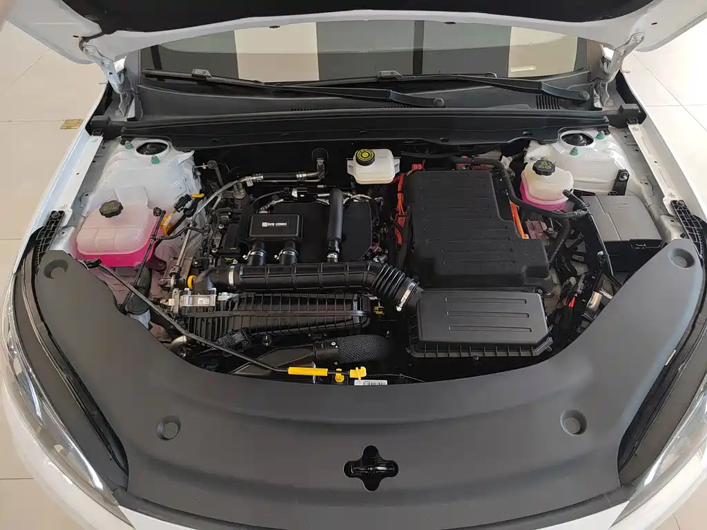 BYD Seal 05 DM-i — миниатюра 17