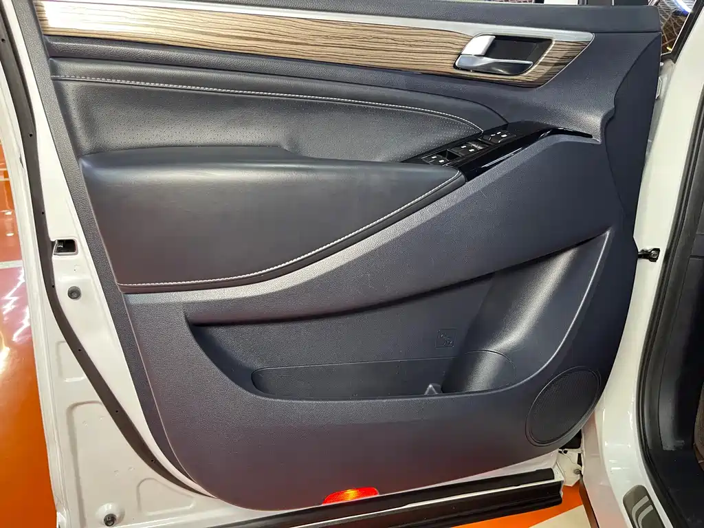 GAC Motor Trumpchi M8 — миниатюра 6