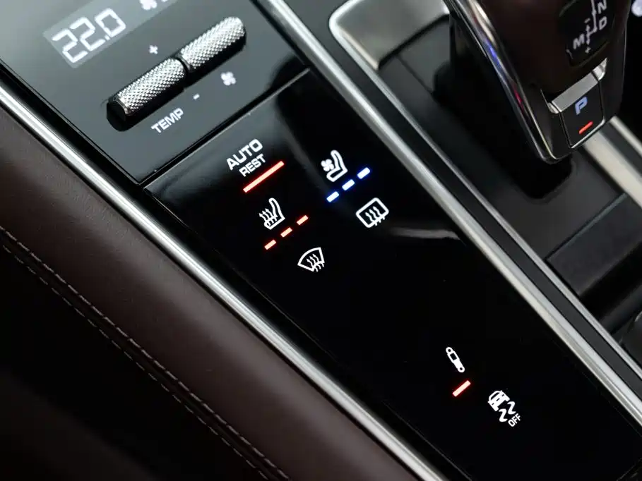 Porsche Panamera Hybrid — миниатюра 22