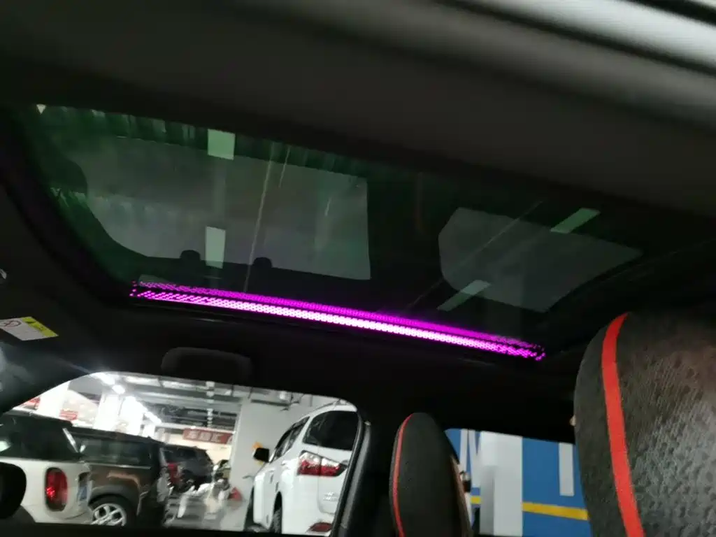 MINI MINI COOPER EV — миниатюра 18