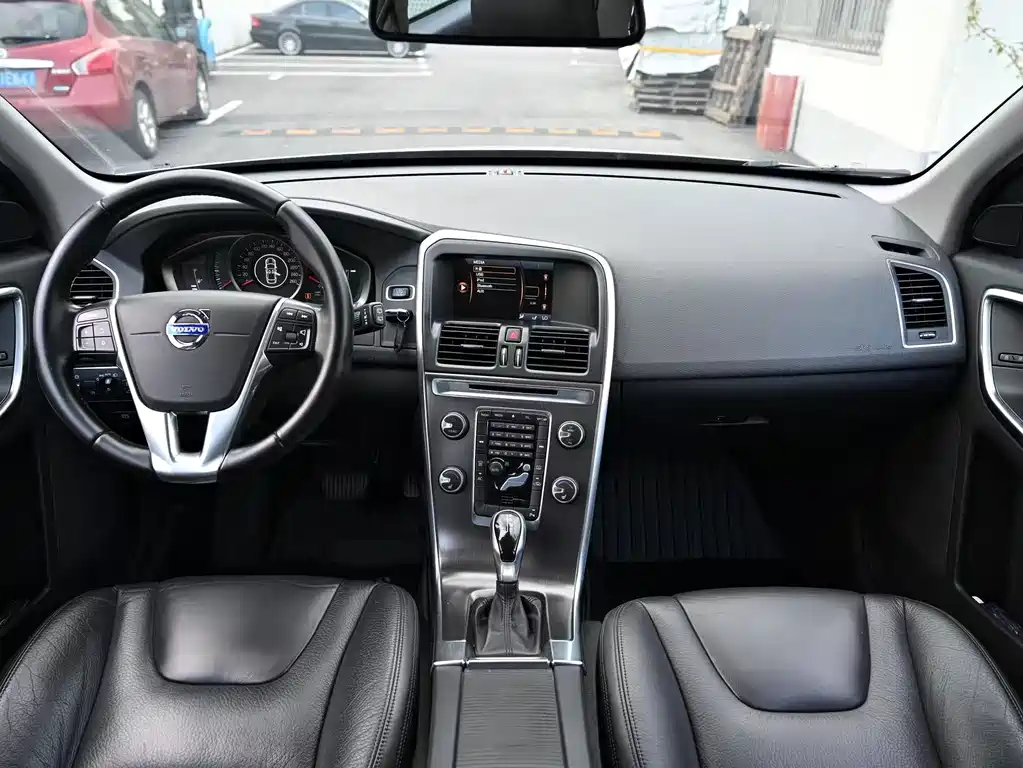 Volvo XC60 (Import) — миниатюра 4