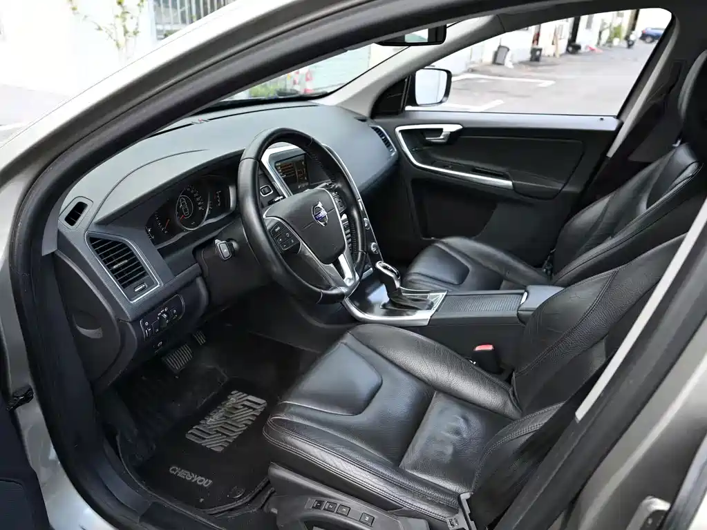 Volvo XC60 (Import) — миниатюра 6
