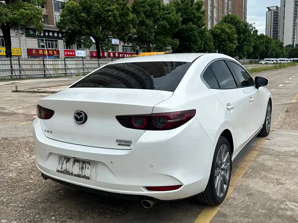 Mazda 3 Axela — миниатюра 7