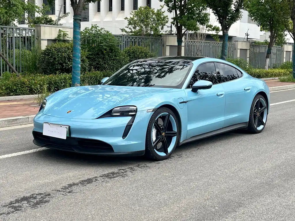 Porsche Taycan