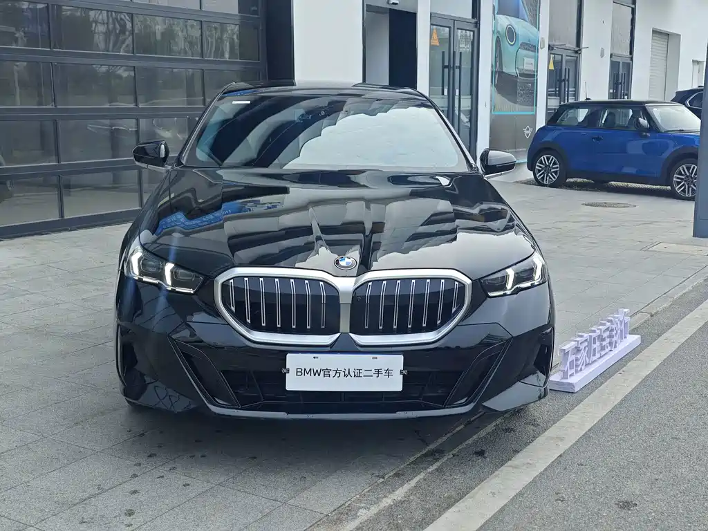 BMW 5 Series 5 2025 530Li Lead M Sport