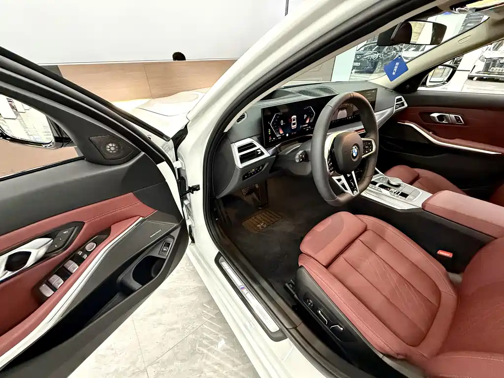 BMW 3 Series — миниатюра 9