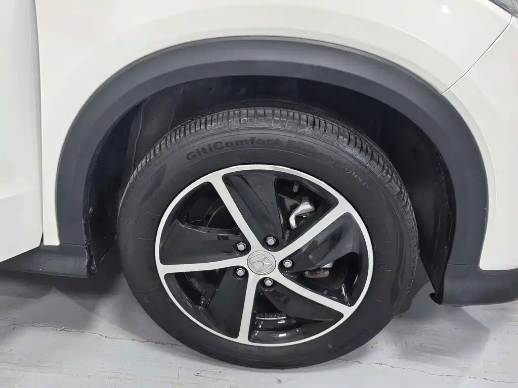 Honda Vezel — миниатюра 18