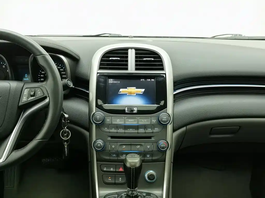 Chevrolet Malibu — миниатюра 12