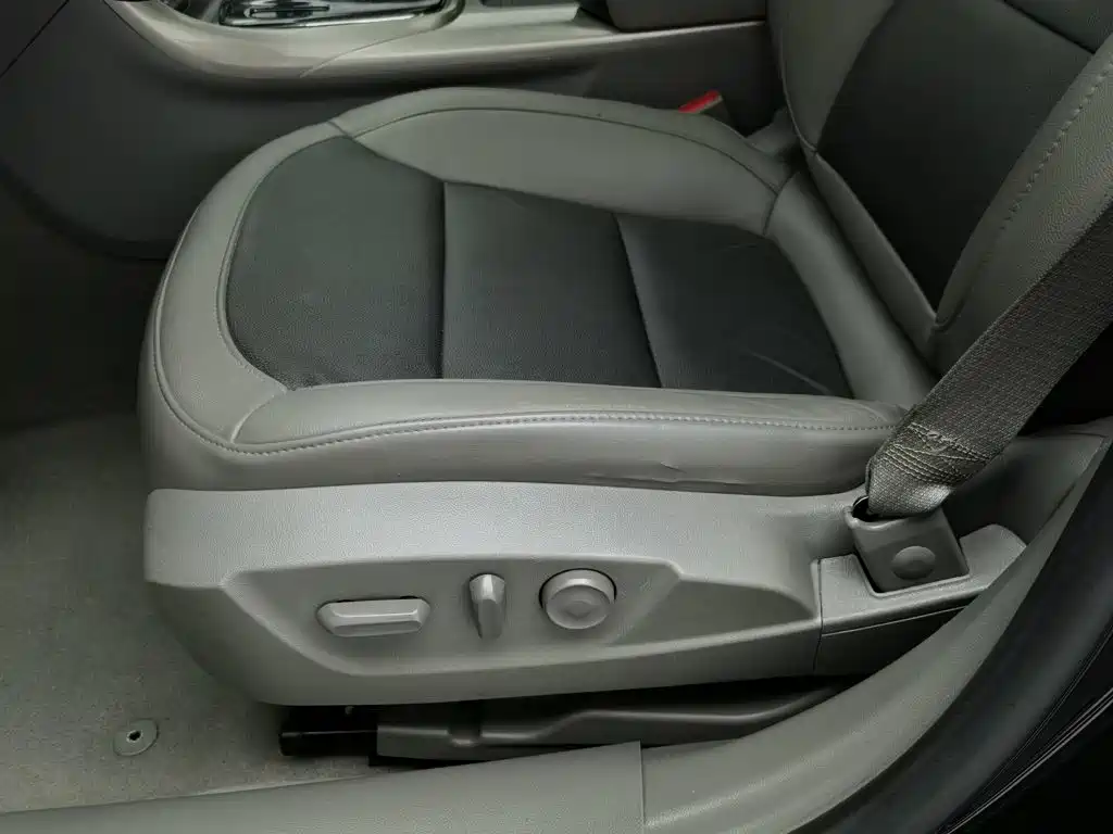 Chevrolet Malibu — миниатюра 20
