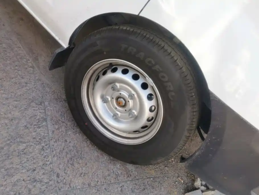 Ford Transit — миниатюра 6