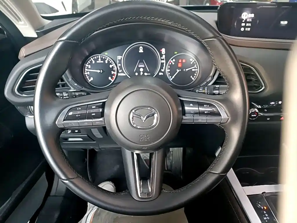 Mazda CX-30 — миниатюра 11