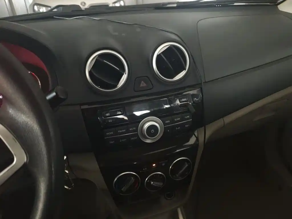 Changan V3 — миниатюра 14