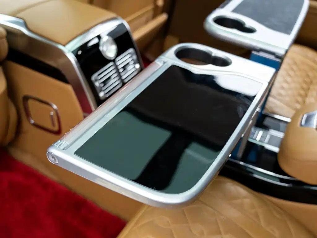 Land Rover Range Rover — миниатюра 13