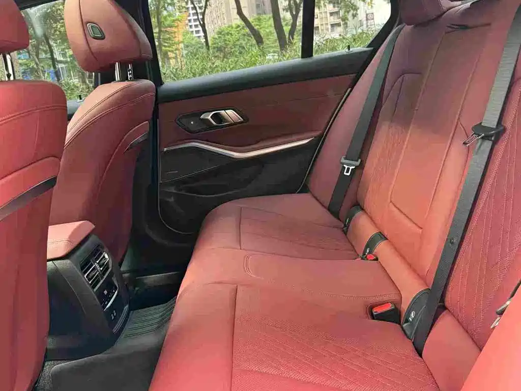 BMW 3 series 2024 Белый из Китая