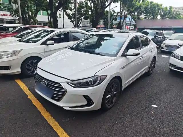Hyundai Elantra Langdong
