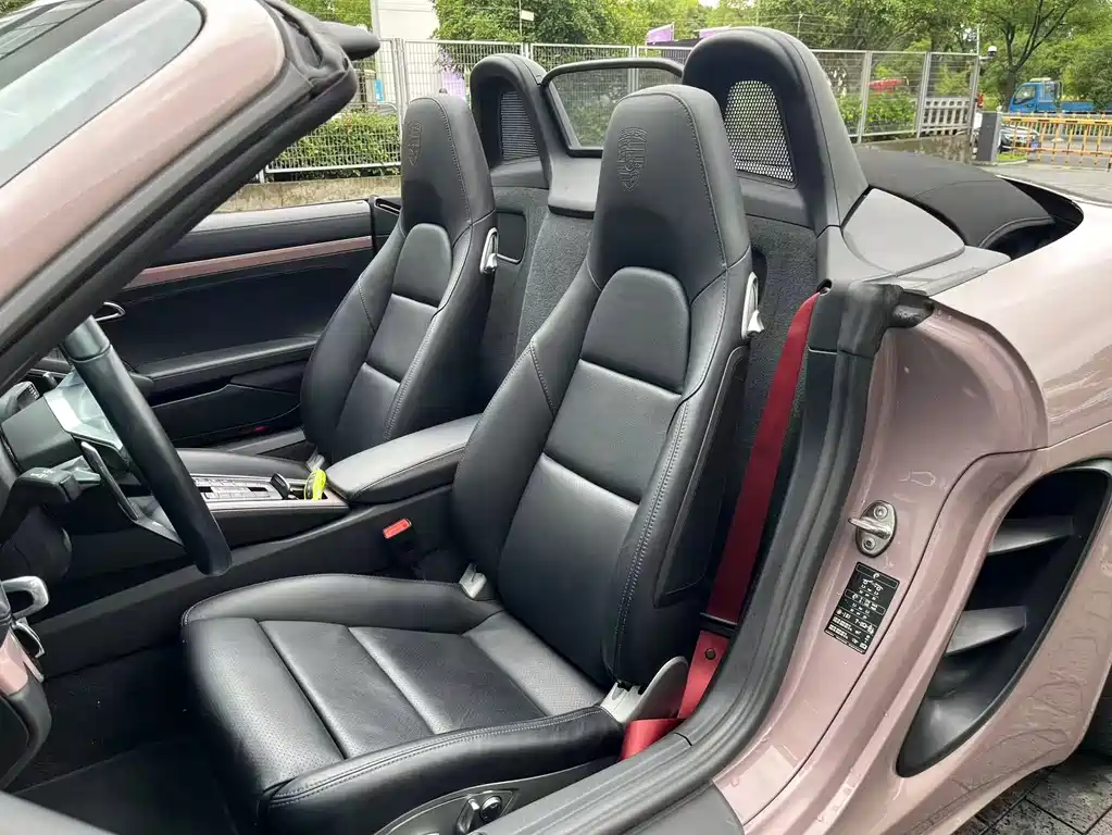 Porsche 718 2022 Boxster T 2.0T