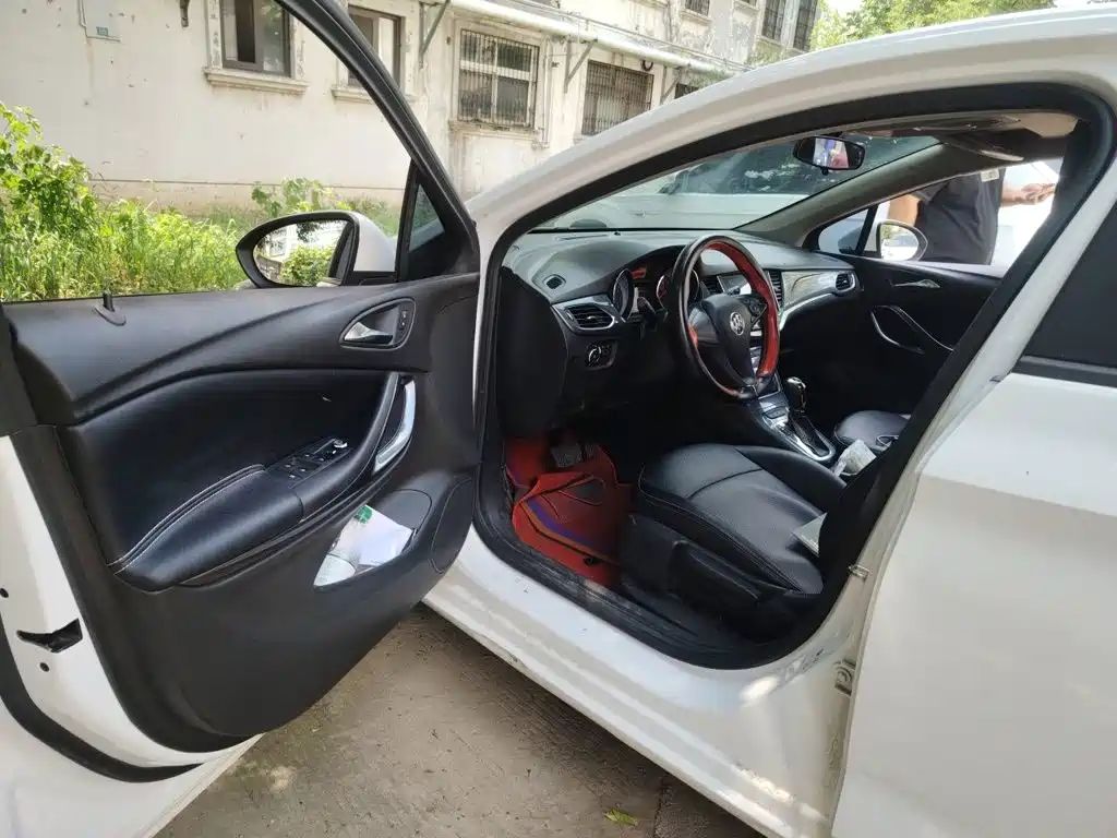 Buick Verano — миниатюра 14