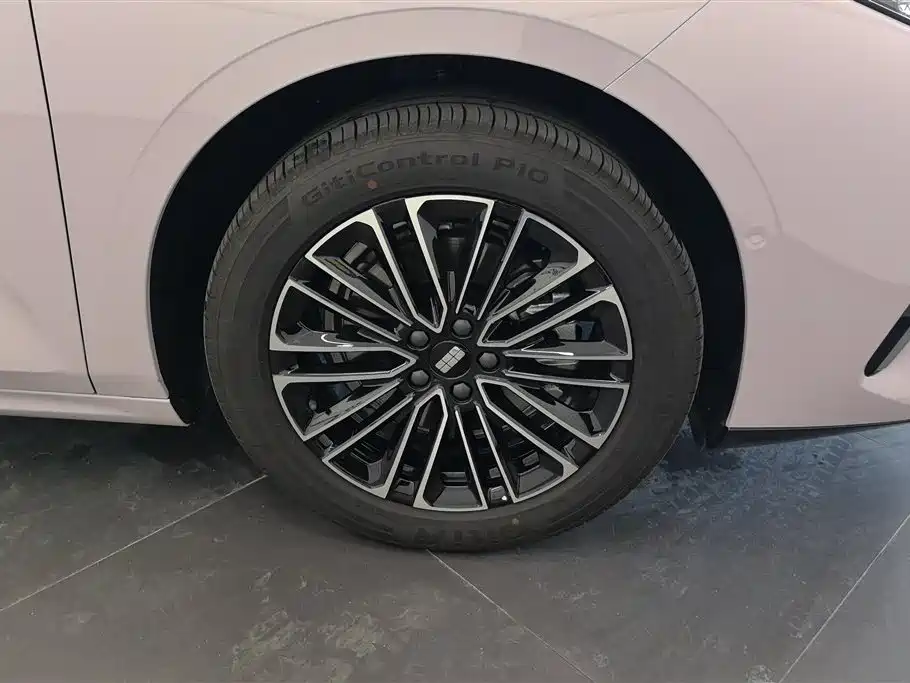 GEELY GALAXY GALAXY SPARKLE 8