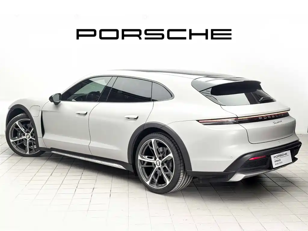 Porsche Taycan — миниатюра 6
