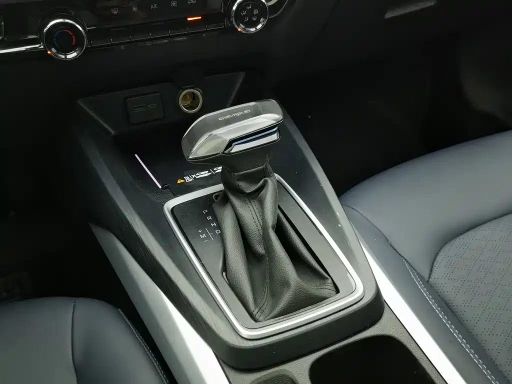 Chevrolet Monza — миниатюра 13