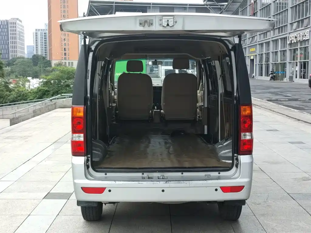 DFSK EC36 — миниатюра 6