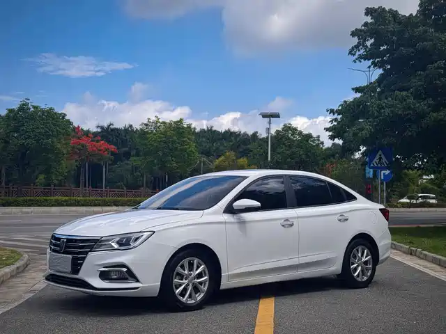 2021 Roewe i5
