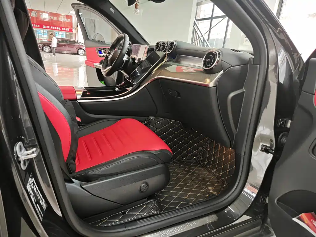 Mercedes-Benz GLC 2024 GLC 260 4MATIC SUV