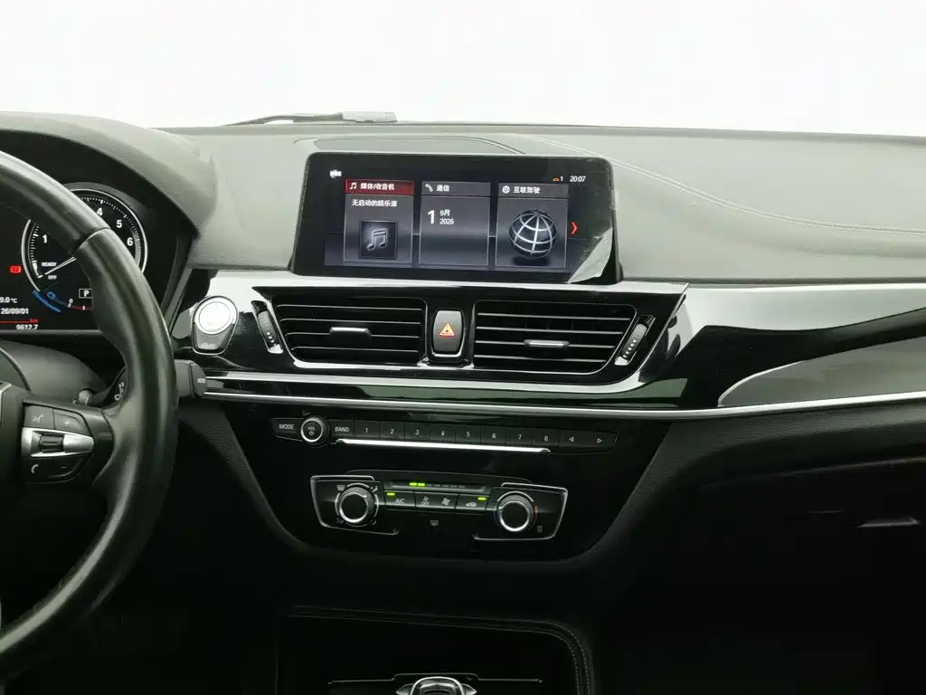 BMW 1 Series — миниатюра 12