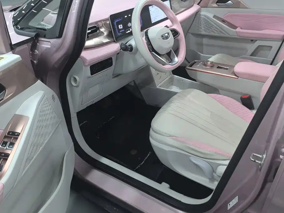 Geely E Firefly E 2023 401KM 5 мест