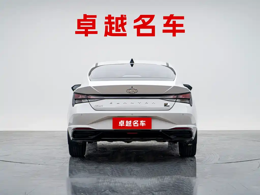 Hyundai Elantra — миниатюра 7