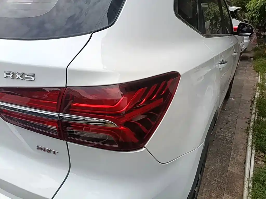 Roewe RX5 — миниатюра 8