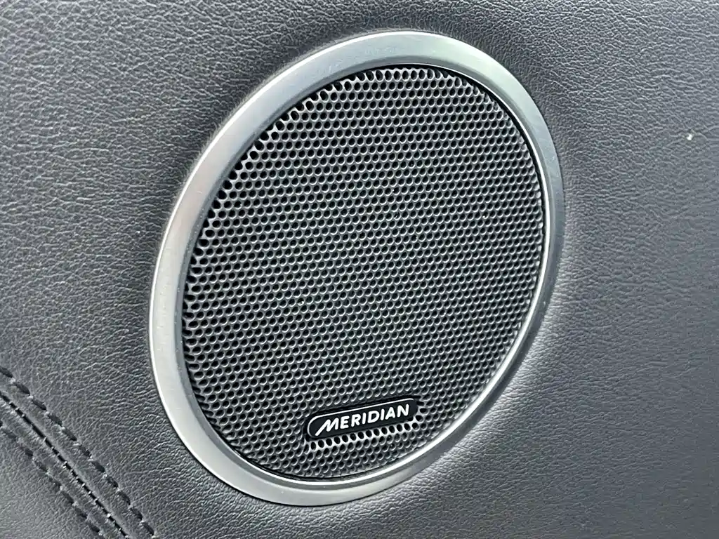 Land Rover Range Rover — миниатюра 18