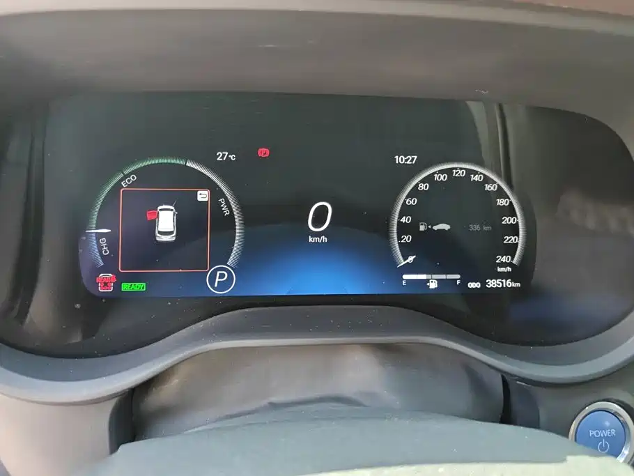 Toyota Sienna — миниатюра 14