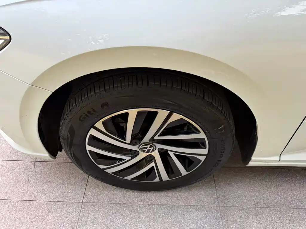 Volkswagen Lavida — миниатюра 16