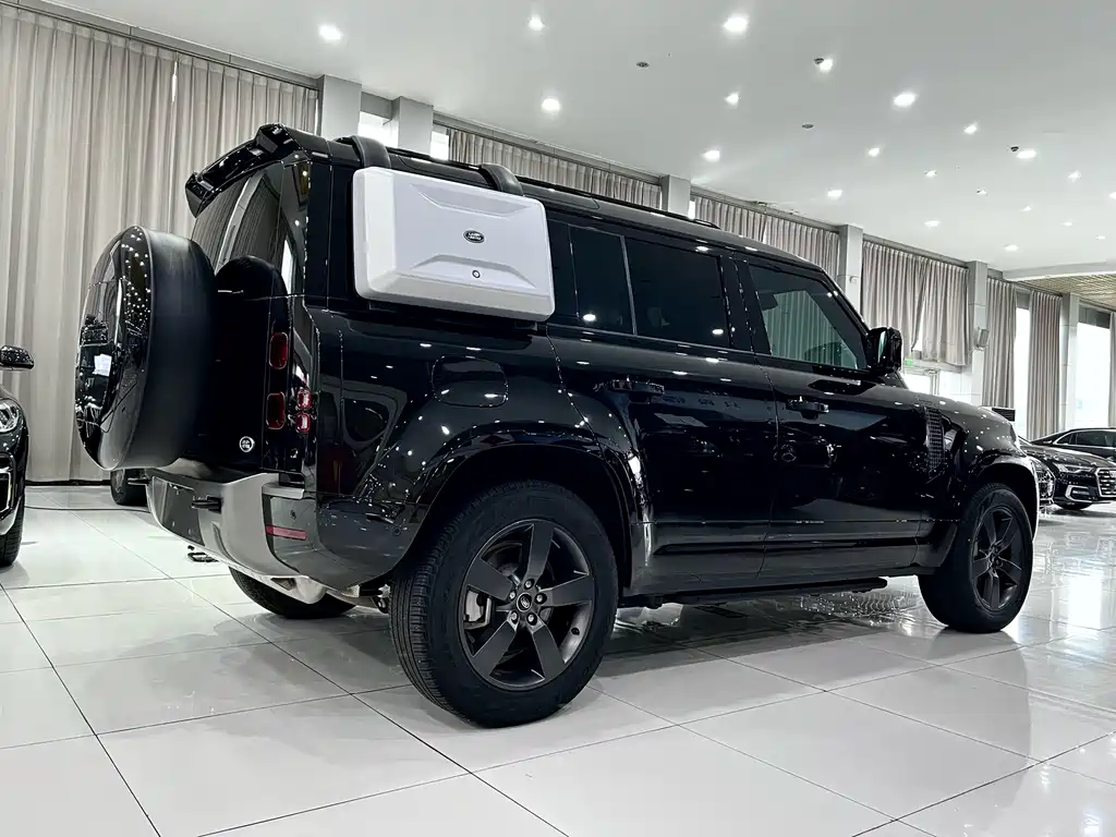 Land Rover Land Rover Defender 2024 110 3.0T P400 X-DYNAMIC HSE