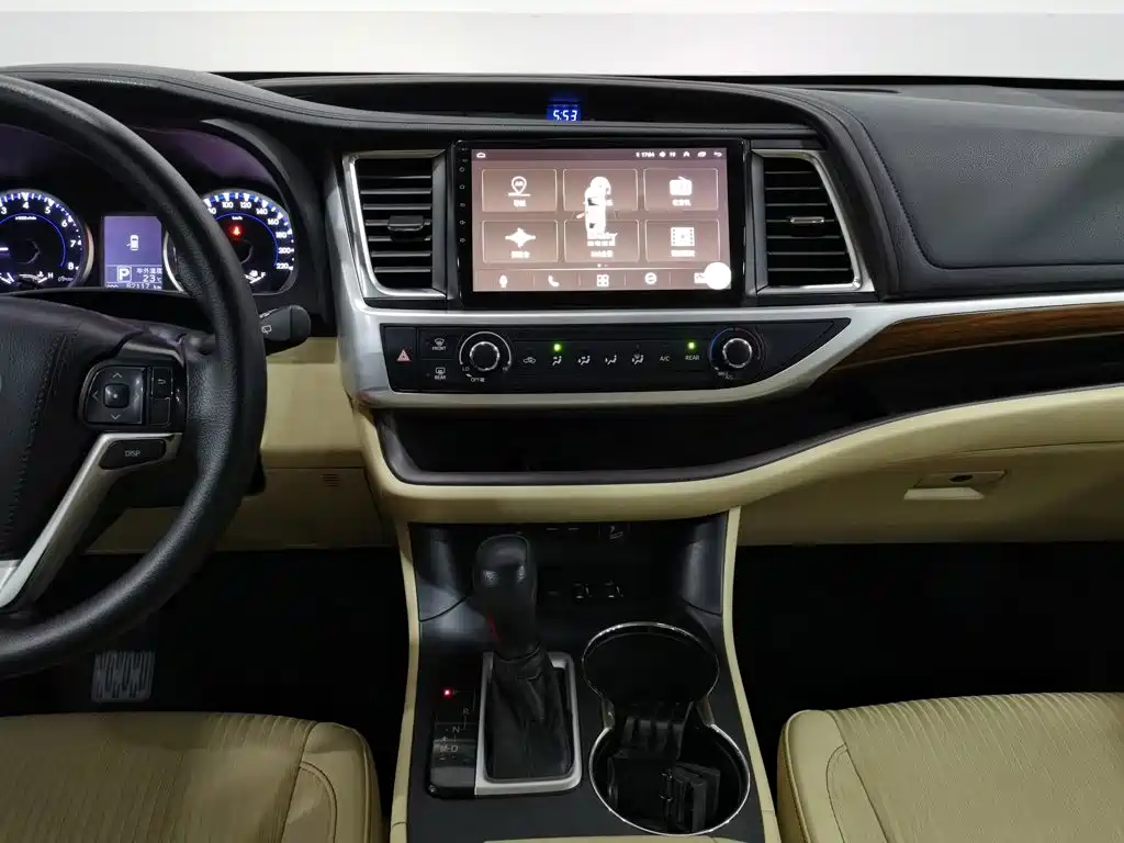 Toyota Highlander — миниатюра 12