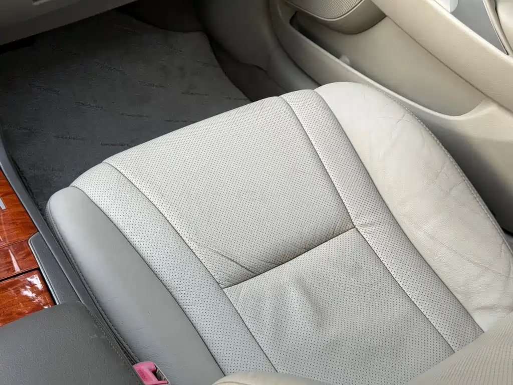 Toyota Camry — миниатюра 20
