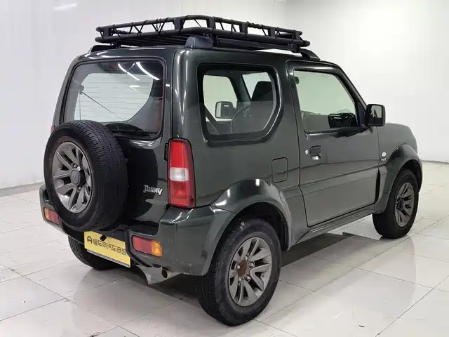 Suzuki Jimny — миниатюра 7