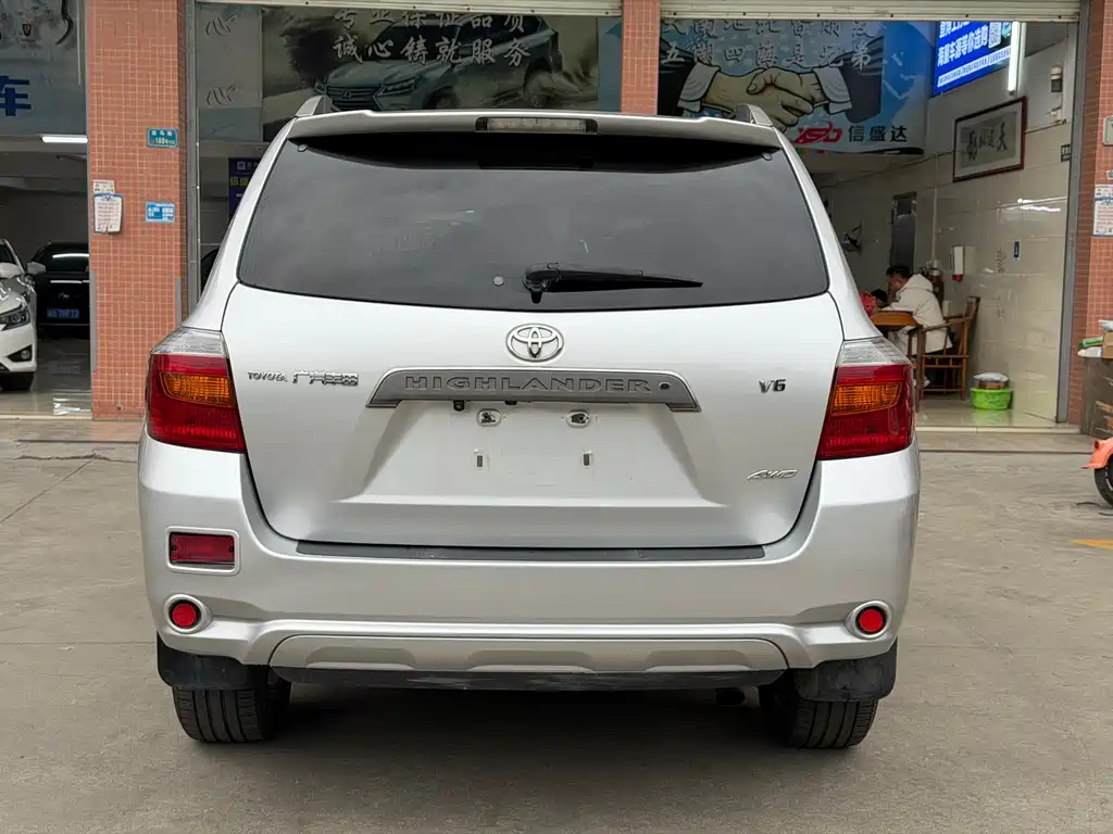 Toyota Highlander 2009 3.5L 7 мест Luxury