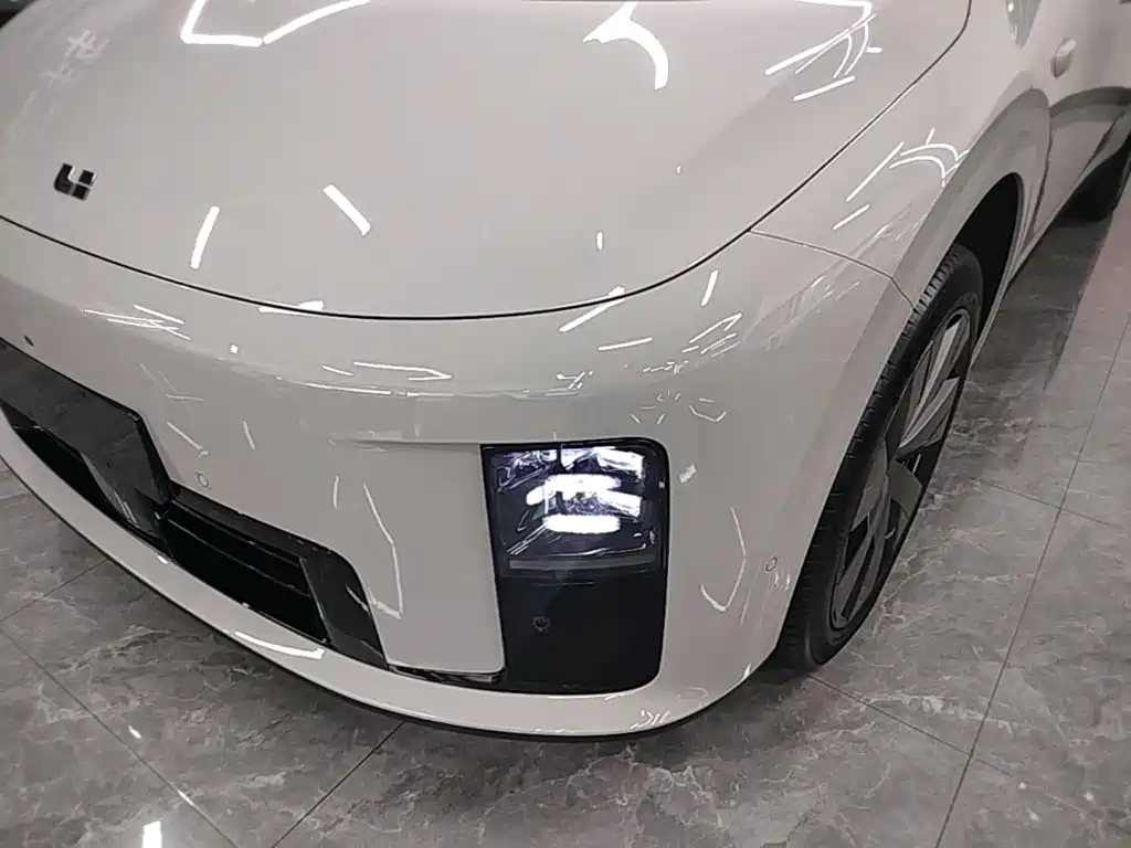 Li Auto i8 — фотографии объявления, Фото 25