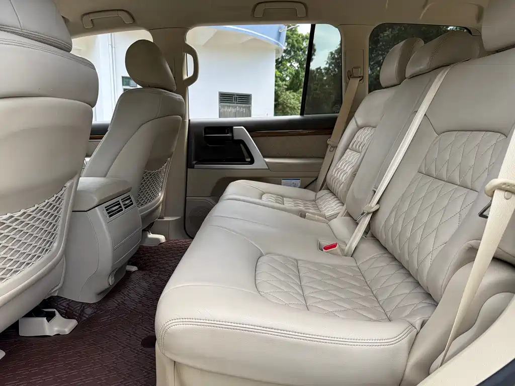 Toyota Land Cruiser 2019 4.0L GX-R