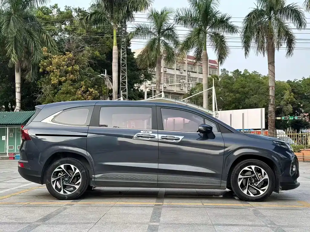 Hyundai Custo 2021 380TGDi Luxury LUX Premium