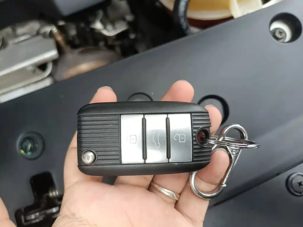 Roewe RX5 — миниатюра 9